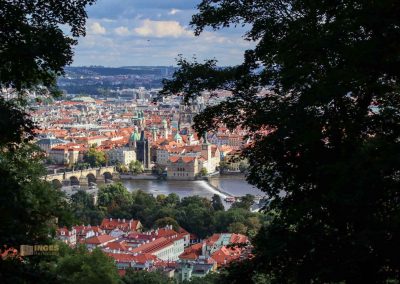 blicke vom park berg petrin auf prag 6296