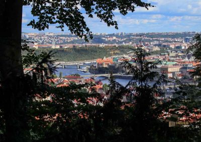 blicke vom park berg petrin auf prag 6323