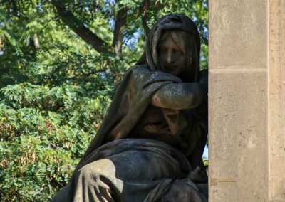 der slavin auf dem vysehrader friedhof in prag 7378