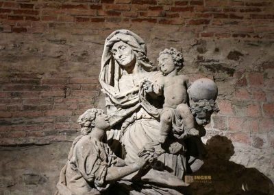 In den Kasematten auf dem Vyšehrad in Prag 30 hl.anna selbdritt gorlice saal vysehrad prag 8003