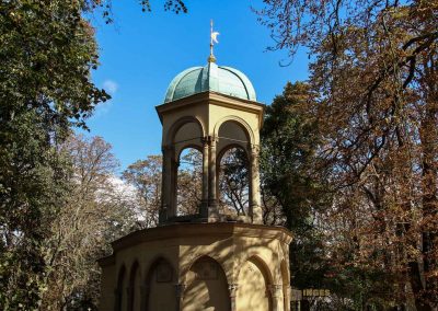 hl.kreuz kapelle berg petrin prag 6218