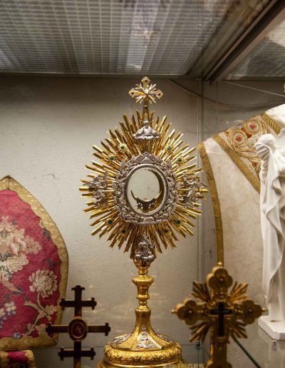 schatzkammer basilika st.peter und paul prag vysehrad 0229