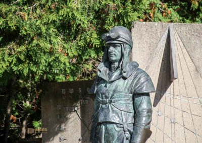 statue Štefánik vor observatorium berg petrin prag 6029