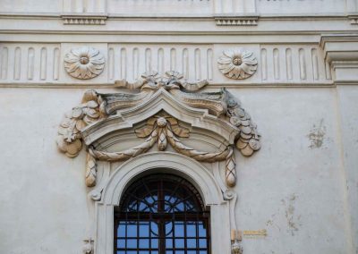 Die Bibliothek im Kloster Strahov (Strahovská knihovna) in Prag 3 bibliothek aussen kloster strahov prag 0218