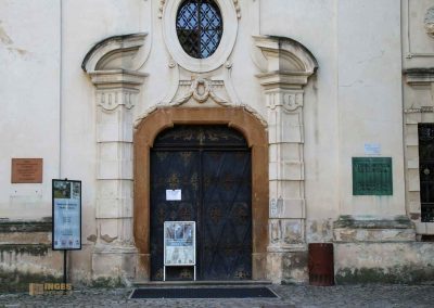 Die Bibliothek im Kloster Strahov (Strahovská knihovna) in Prag 4 bibliothek aussen kloster strahov prag 0219