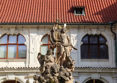 brunnen auferstehung christi innenhof prager loreto 0561