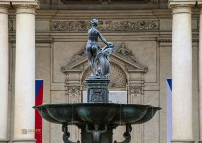 brunnen venus mit amor im waldstein-garten in prag 1564