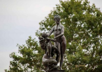 brunnen venus mit amor im waldstein-garten in prag 1596