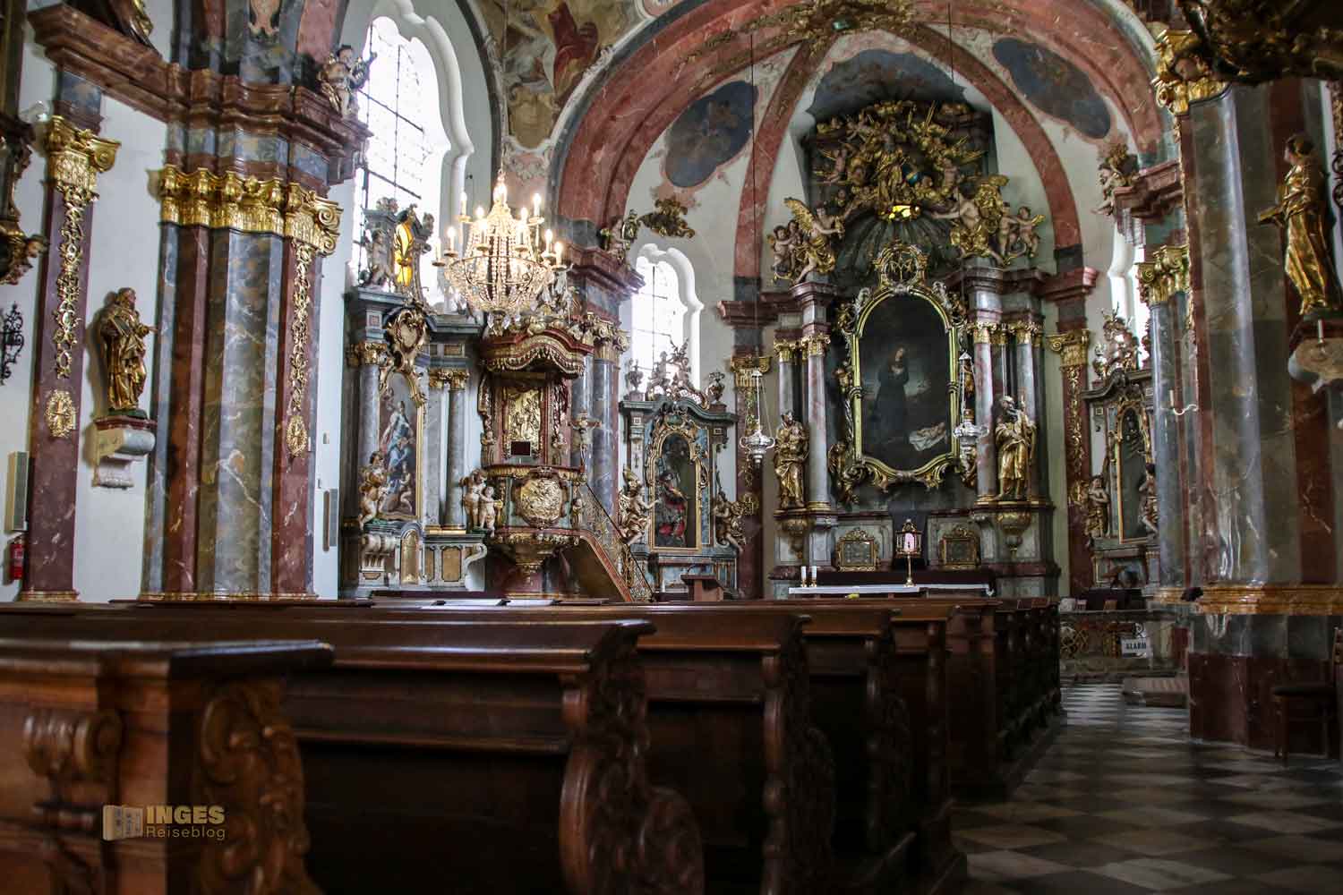 christi-geburt-kirche innen prager loreto 0946 christi-geburt-kirche innen prager loreto 0946