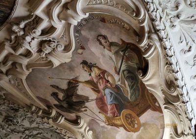 Die Bibliothek im Kloster Strahov (Strahovská knihovna) in Prag 25 deckenfresken theologischer saal blibliothek kloster strahov 0347