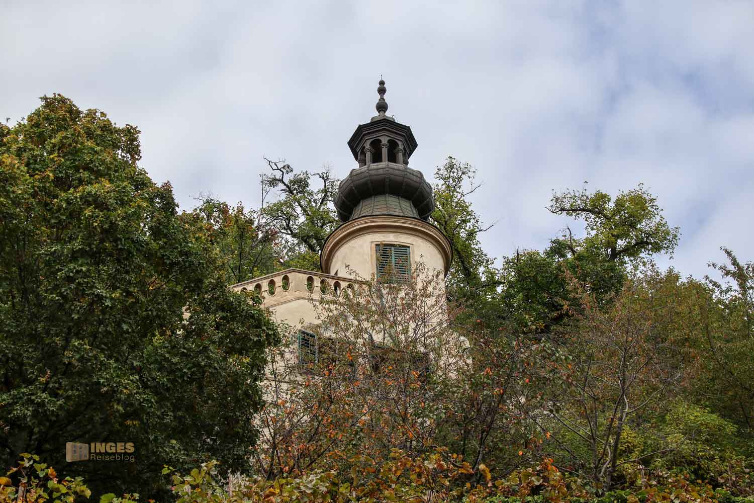 gloriette im grossen fuerstenberg garten in prag 2001 gloriette im grossen fuerstenberg garten in prag 2001