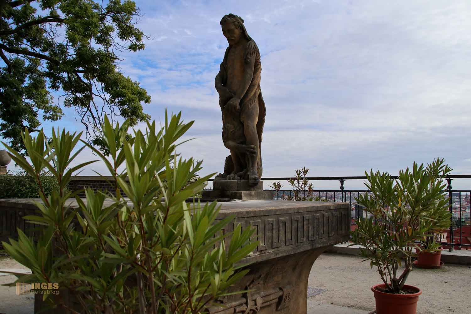 herkules-brunnen wallgarten prager burg 2104 herkules-brunnen wallgarten prager burg 2104