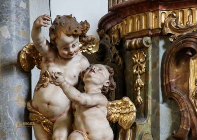 In der Christ-Geburt-Kirche im Prager Loreto (Pražská Loreta) 19 kanzel christi-geburt-kirche prager loreto 0850