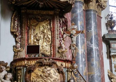 In der Christ-Geburt-Kirche im Prager Loreto (Pražská Loreta) 12 kanzel christi-geburt-kirche prager loreto 0858