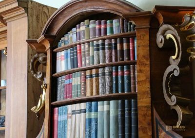 Die Bibliothek im Kloster Strahov (Strahovská knihovna) in Prag 37 kuriositaetensammlung bibliothek kloster strahov 0377