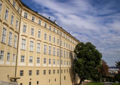 Die Prager Burg (Pražský hrad) 119 paradiesgarten und regierungsgebaeude prager burg 2345