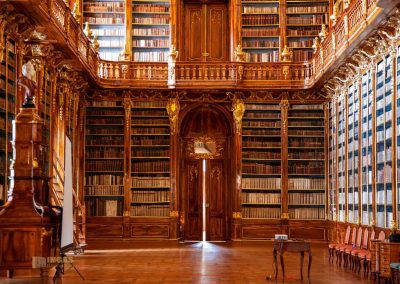 Die Bibliothek im Kloster Strahov (Strahovská knihovna) in Prag 6 philosophischer saal bibliothek kloster strahov prag 0487