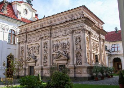 Die Kreuzgang-Kapellen im Prager Loreto (Pražská Loreta) 4 santa casa im prager loreto 0568