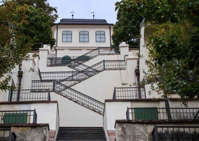 Im großen Fürstenberg-Garten (Velká Fürstenberská zahrada) in Prag 6 terassen grosser fuerstenberg garten prag 1846