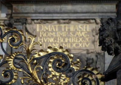 Die Prager Burg (Pražský hrad) 27 tor der giganten prager burg 2458