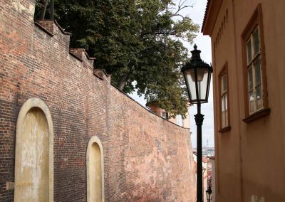 Die Prager Burg (Pražský hrad) 11 treppenweg zur prager burg von der kleinseite 2656