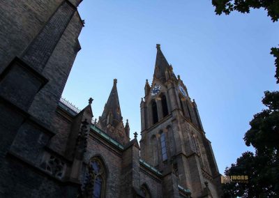 außenansicht kirche hl. ludmilla prag-vinohrady 3525