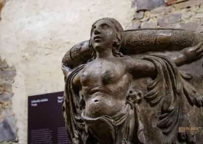 ausstellung im lapidarium schloss troja in prag 6388