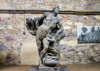 ausstellung im lapidarium schloss troja in prag 6406