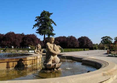 brunnen gaerten von schloss troja in prag 5812