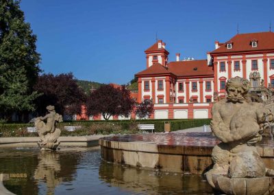 brunnen gaerten von schloss troja in prag 5824