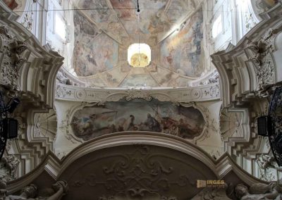 In der St. Nikolaus-Kirche in der Prager Altstadt 24 deckenfresken st nikolaus-kirche altstadt prag 8578