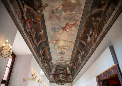 flur 2 schloss troja in prag 0399