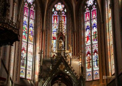 hochaltar kirche hl. ludmilla prag-vinohrady 3575