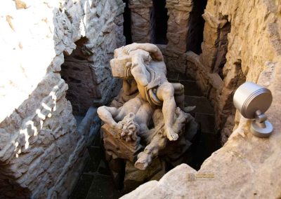 kampf der giganten freitreppe schloss troja in prag 0170