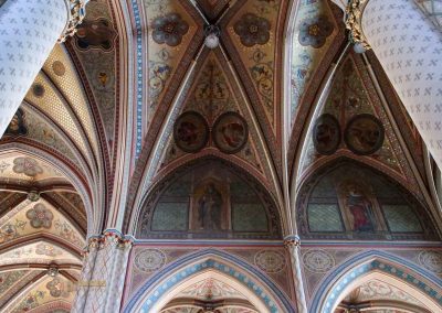 wand-und deckenfresken kirche der hl. ludmilla in prag 3705