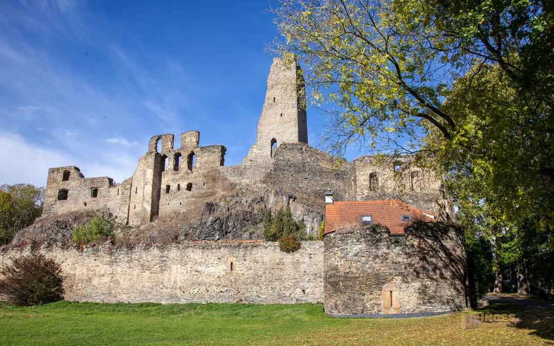 Burg Okoř bei Prag