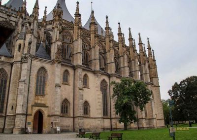 aussenansicht dom der hl. barbara kutna hora 7372