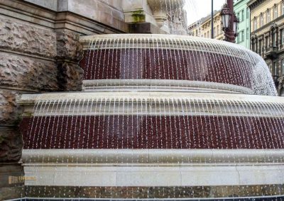 Im Nationalmuseum (Národní muzeum) in Prag 28 brunnen vor dem nationalmuseum in prag 5351