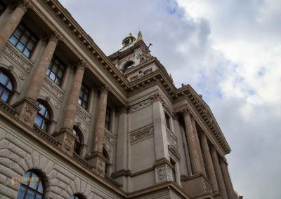 Im Nationalmuseum (Národní muzeum) in Prag 15 frontansicht nationalmuseum prag 5319