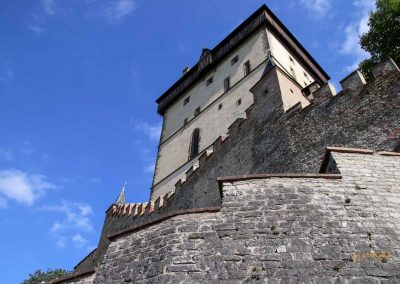 großer turm burg karlstein tschechien 3460
