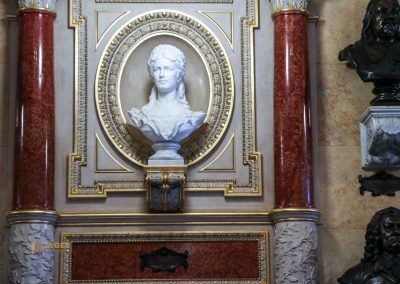 Im Nationalmuseum (Národní muzeum) in Prag 95 kaiserin elisabeth pantheon nationalmuseum prag 1200