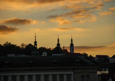 sonnenuntergang über kloster strahov in prag 0030