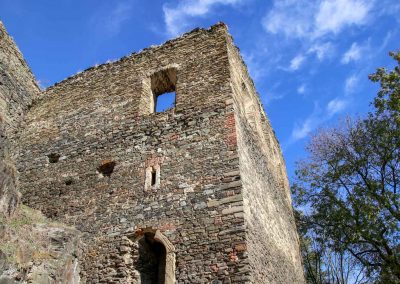 Burg Okoř bei Prag 11 am weg zur burg okor bei prag 1779