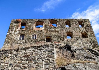 Burg Okoř bei Prag 54 burg okor bei prag innenbesichtigung 1814