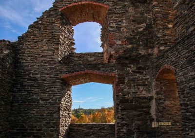 Burg Okoř bei Prag 73 detail burg okor bei prag 1999