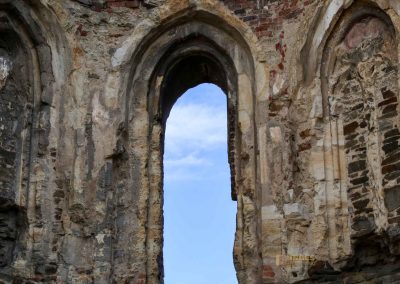 Burg Okoř bei Prag 52 kapelle im turm burg okor bei prag 1954