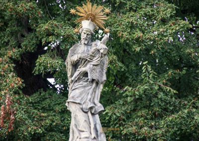 pestsaeule beim sedlec ossarium 7649