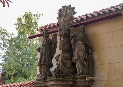 statuengruppe vor der kirche d.hl.dreifaltikeit in kolin 1656