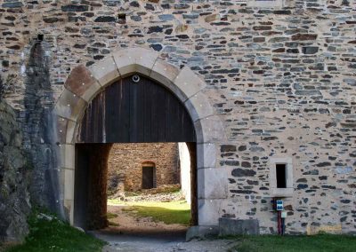 Burg Okoř bei Prag 26 zweiter innenhof obergeschoss burg okor bei prag 1898