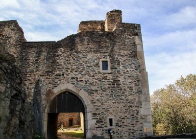 Burg Okoř bei Prag 27 zweiter innenhof obergeschoss burg okor bei prag 1901